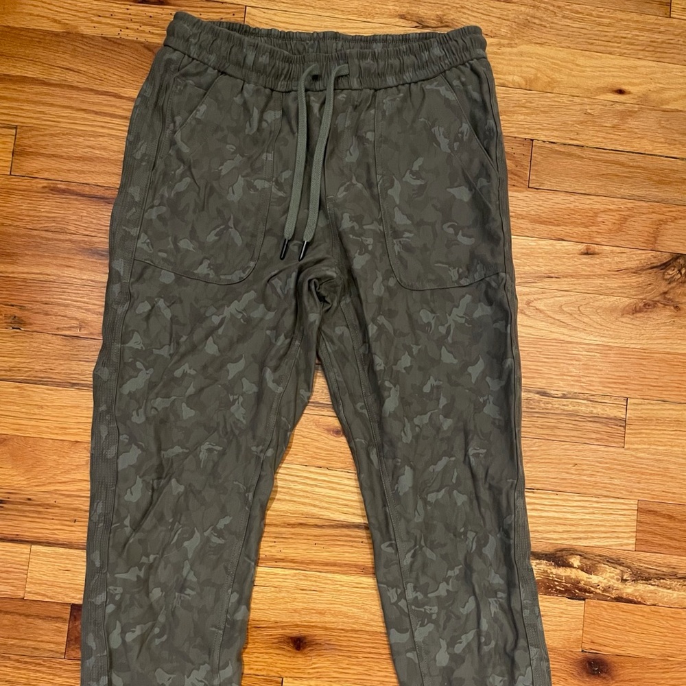 Athleta Camo Joggers